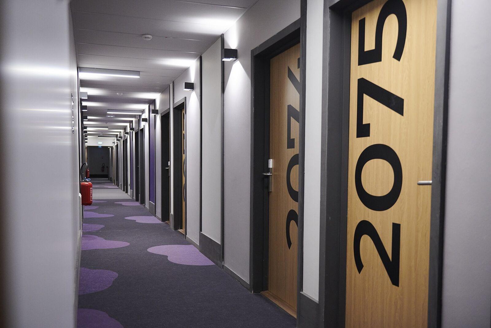 Ecla Campus Aparthotel Massy  Exteriör bild