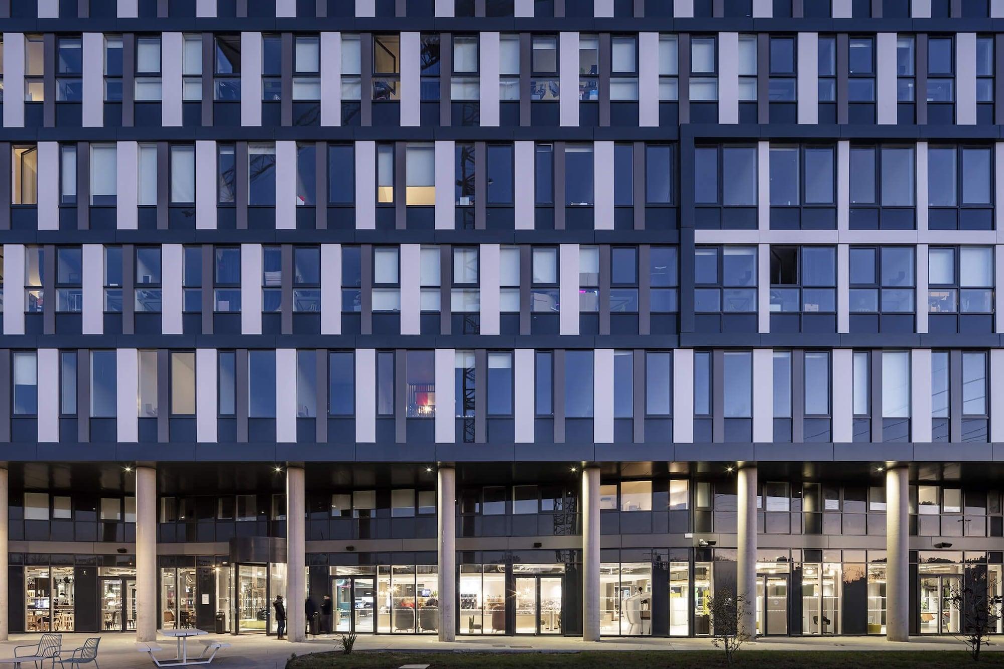 Ecla Campus Aparthotel Massy  Exteriör bild
