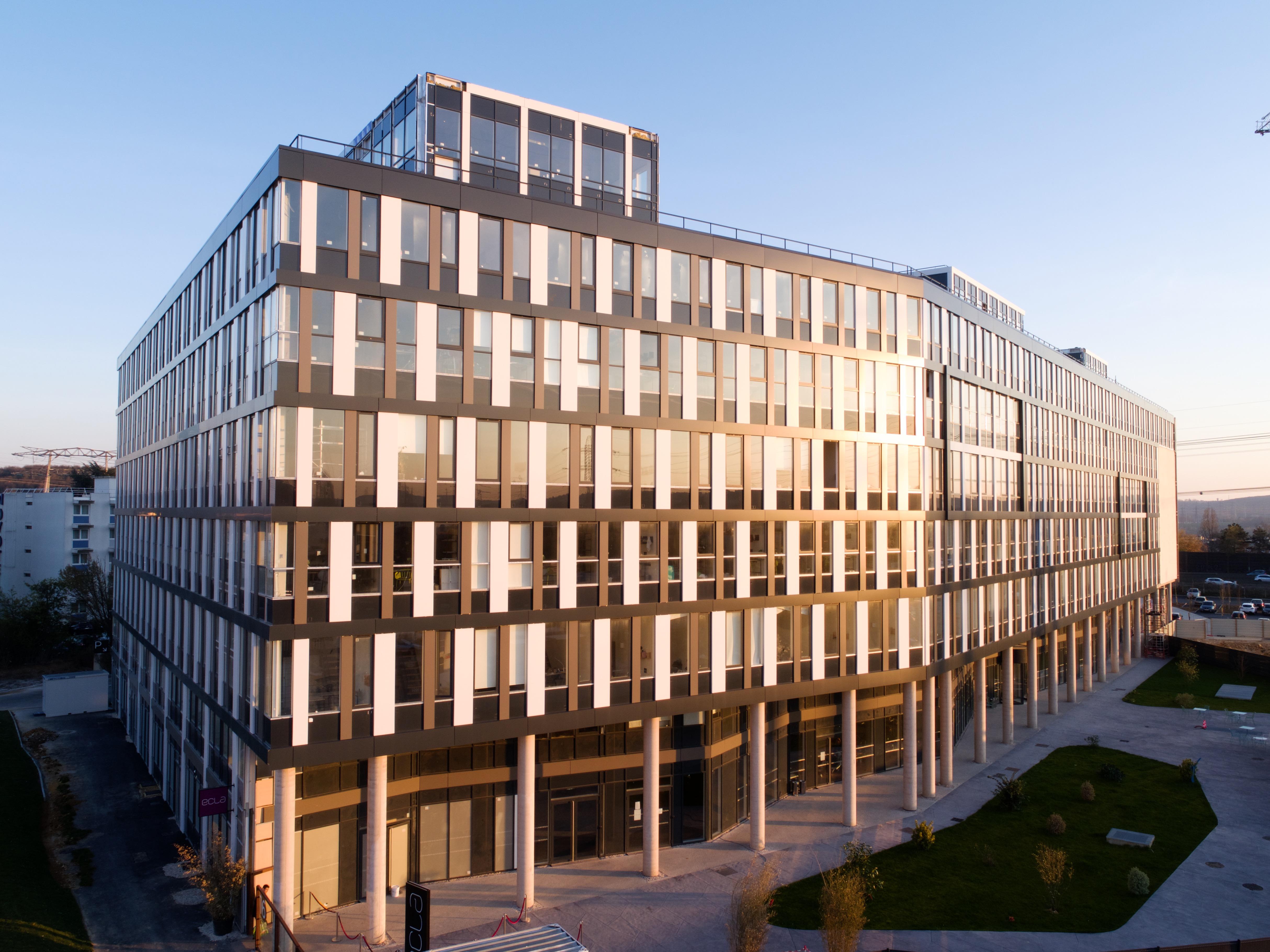 Ecla Campus Aparthotel Massy  Exteriör bild