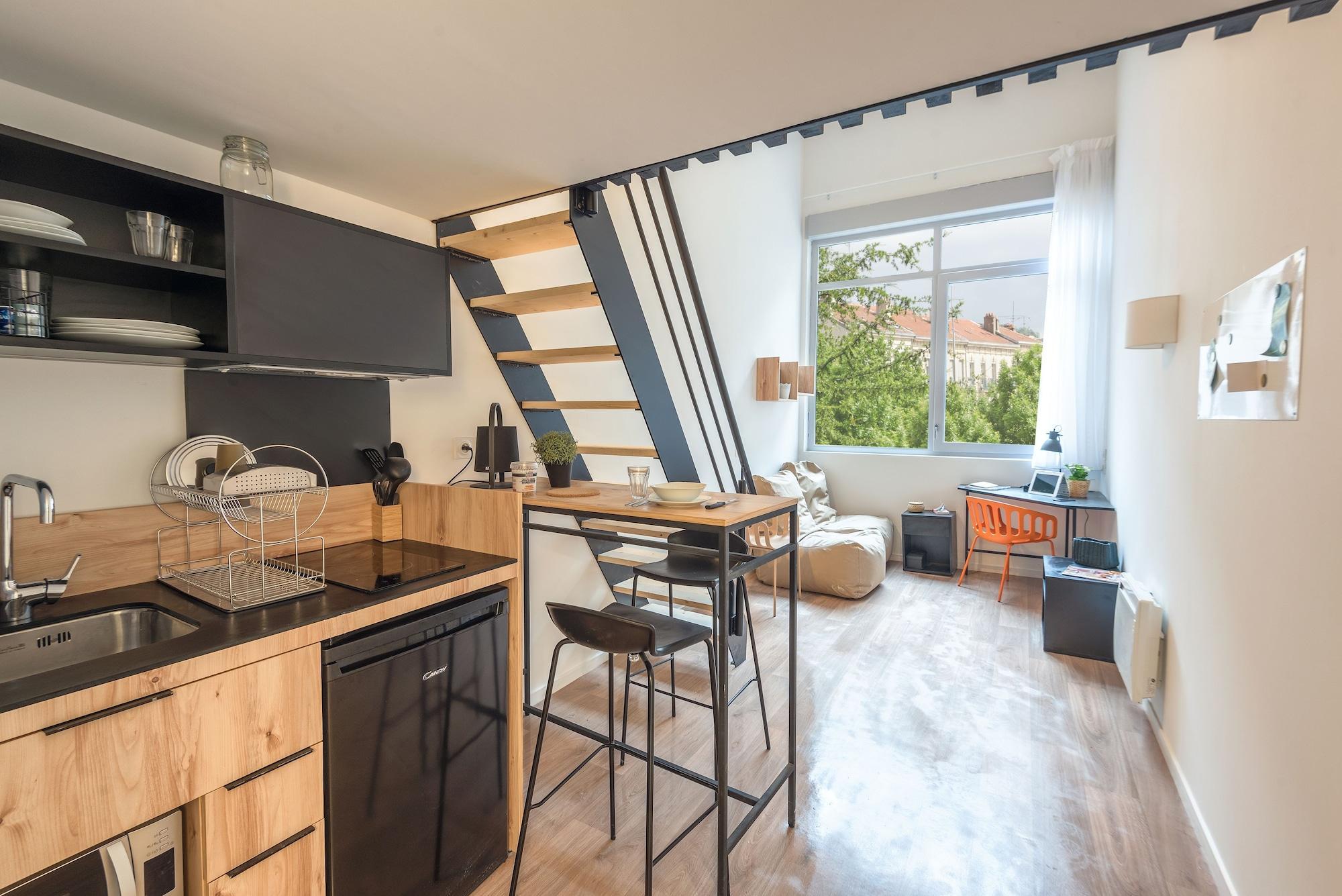 Ecla Campus Aparthotel Massy  Exteriör bild